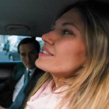 La vice-présidente déchue du Parlement européen, Eva Kaili, a pu rejoindre son domicile vendredi, où elle va poursuivre sa détention sous bracelet électronique.